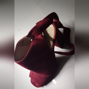 Chinese Laundry Deep Red Women's Heels